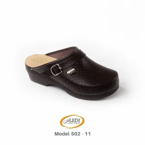 LEDI ANATOMIC 502-11 — tamnosmeđe perforirane klompe s kopčom