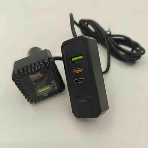 FM transmiter za auto s produžnim USB razdjelnikom za zadnja sjedišta, M41 (slika 2)