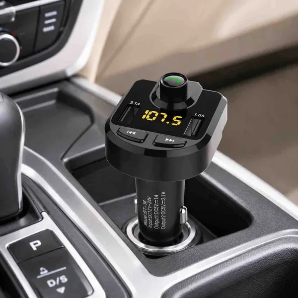 FM transmiter za auto s Bluetoothom i 2 USB punjača, M-9