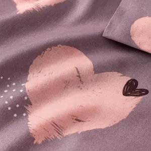 Posteljina pamuk-poliester bračna — roze srca — detalj
