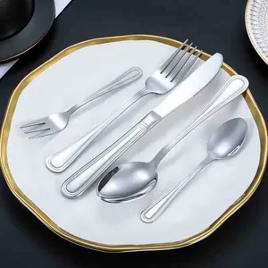 Noževi za jelo s ukrasnim rubom drške, set od 6 (slika 2)