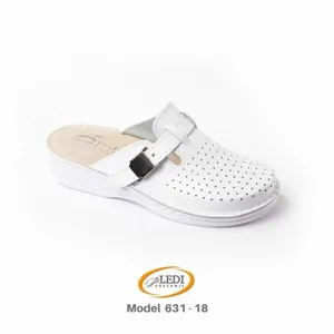 LEDI ANATOMIC 631-18 — bijele perforirane klompe s kopčom