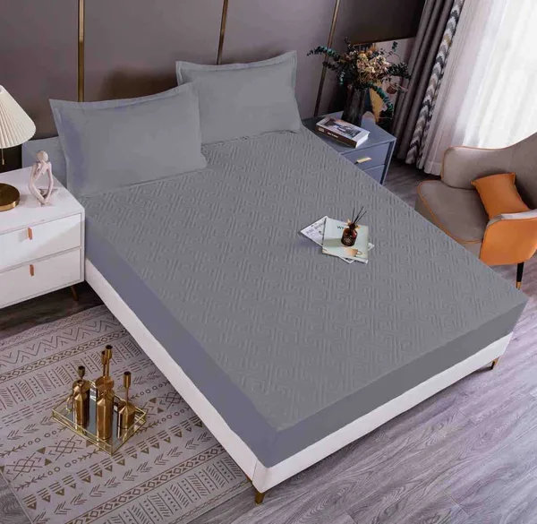 Prošivena navlaka za dušek s gumom i 2 jastučnice, set od 3 — 160×200+30 cm, Siva