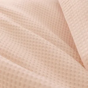 Krep posteljina bračna — roza — detalj