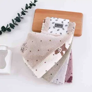 Mekane krpe 30×30 cm, set od 3 — s tačkicama