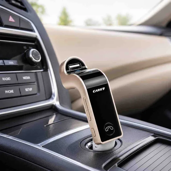 Bluetooth FM transmiter i punjač za auto, CAR G7