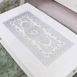 Srebrni PVC podmetači s čipkastim uzorkom, set od 12 — srebrni pravougaoni — 60×100 cm (slika 3)