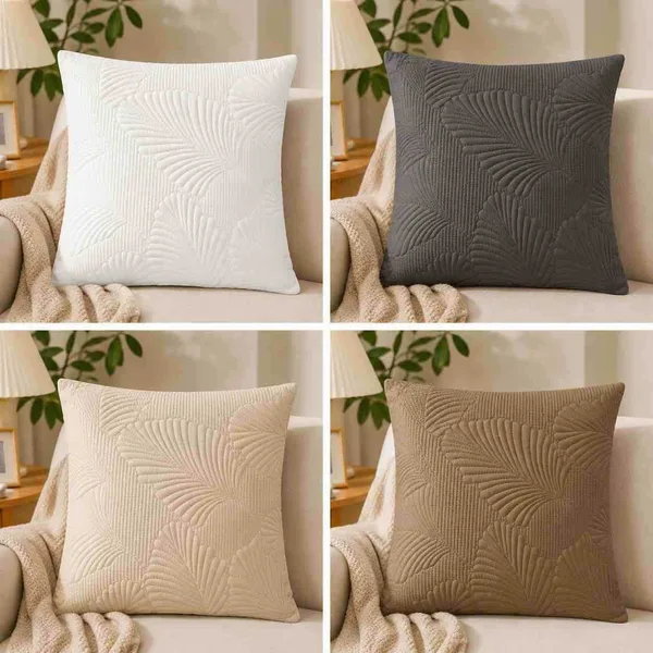 Plišana jastučnica s reljefnim lišćem 45×45 cm (slika 2)