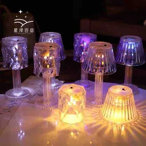 Mala kristalna noćna lampa na baterije